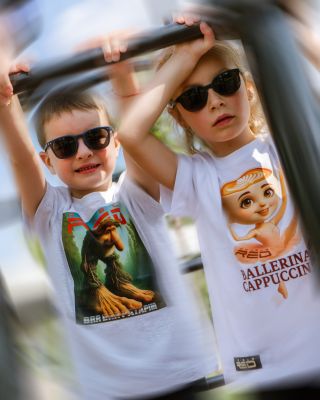 SUMMER COOL KID MOOD 😎 Naše BRAINROTY stále v kurze. A teraz dokonca v 50% zľave. ✌️ #doublered #italianbrainrot...